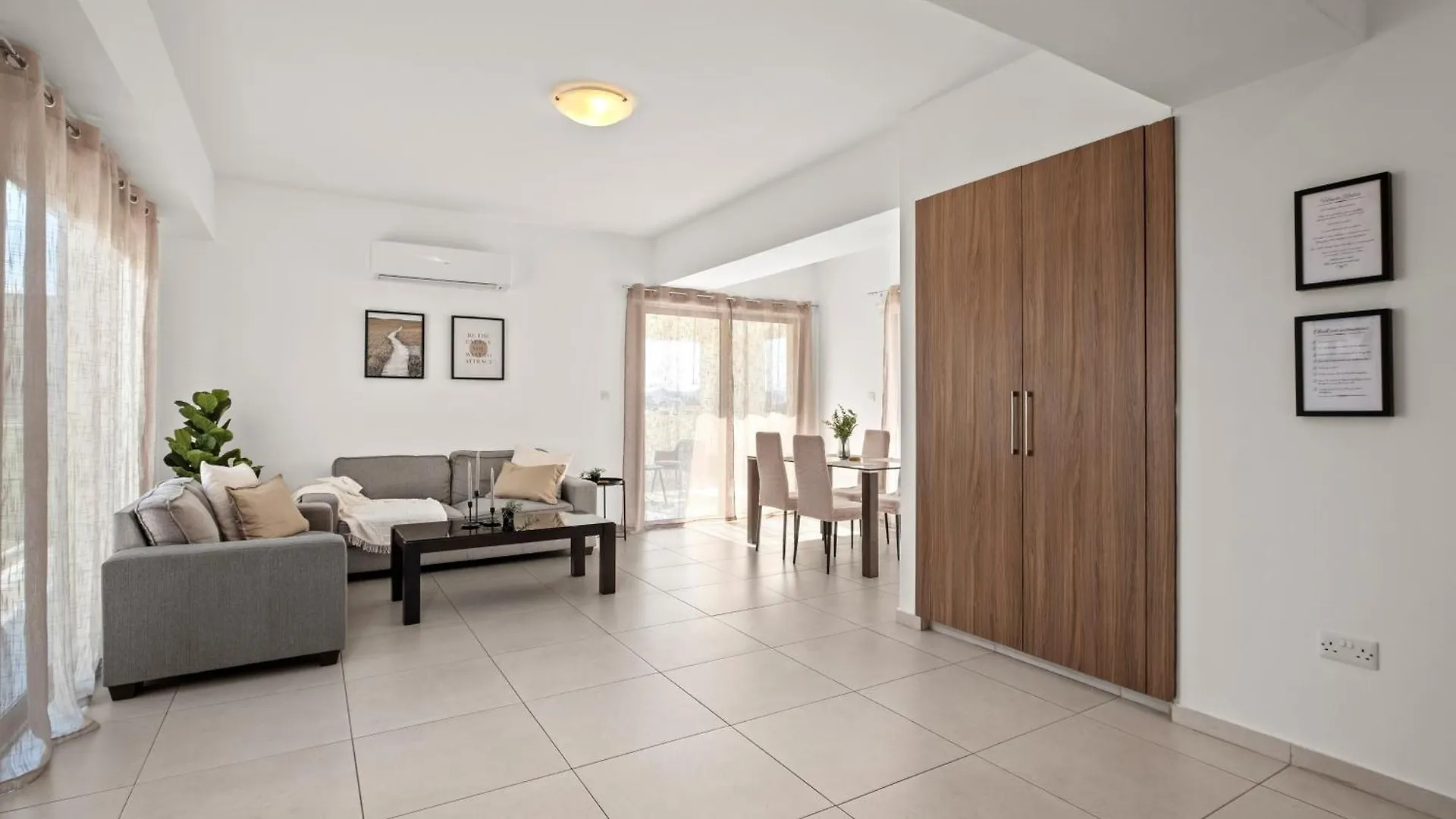 Downtown 2 Bedroom Penthouse Larnaca
